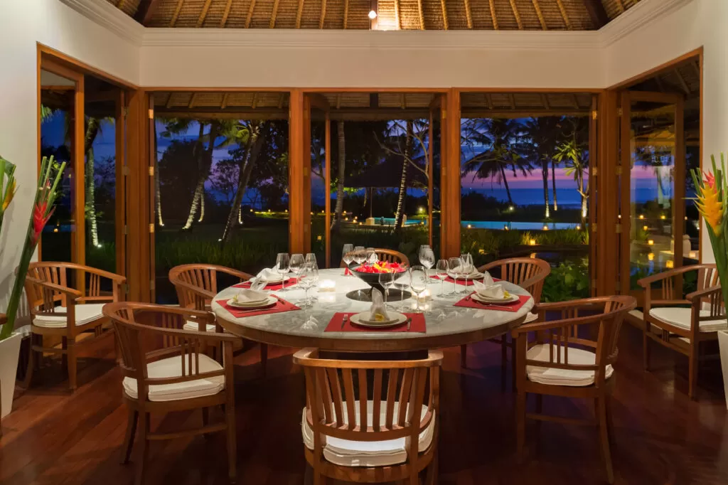 Villa Arika - Evening Dining Room