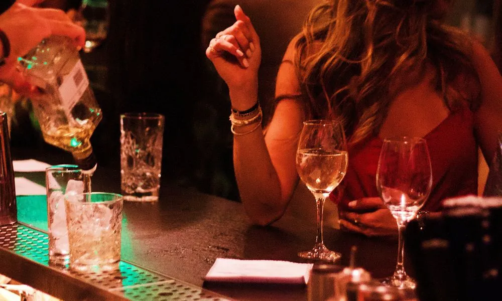 Popular nightlife spots in Seminyak for an unforgettable night out