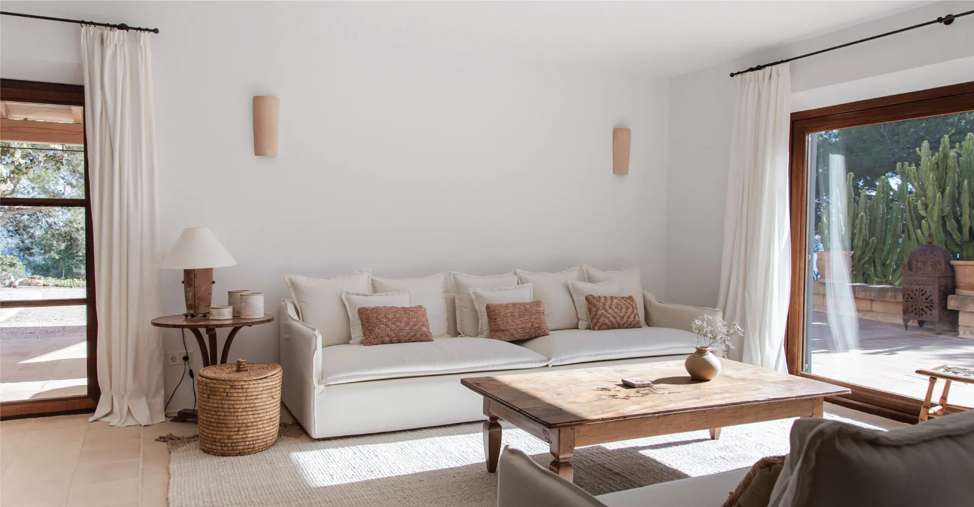 can catalina accomodation cover image