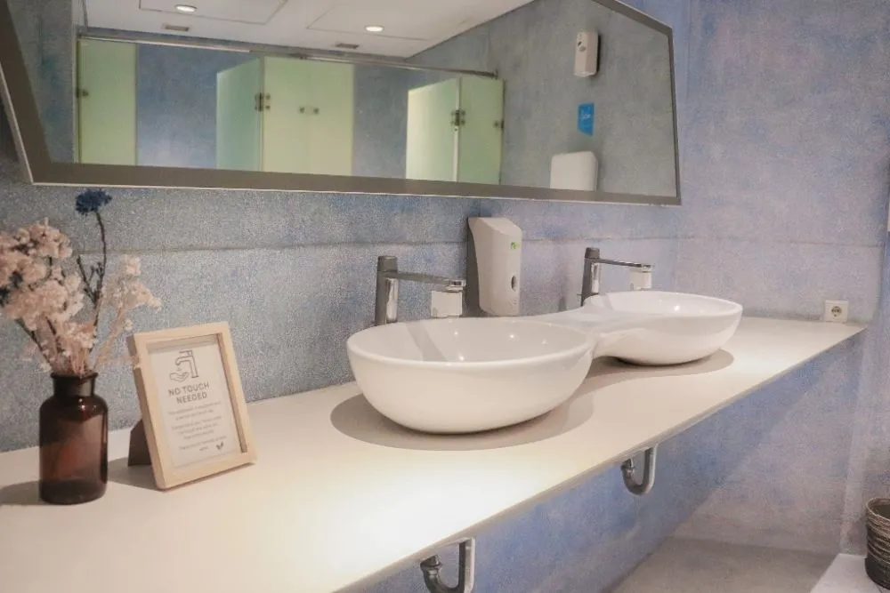 Sustainable practices at IZE Seminyak Green Globe certified hotel