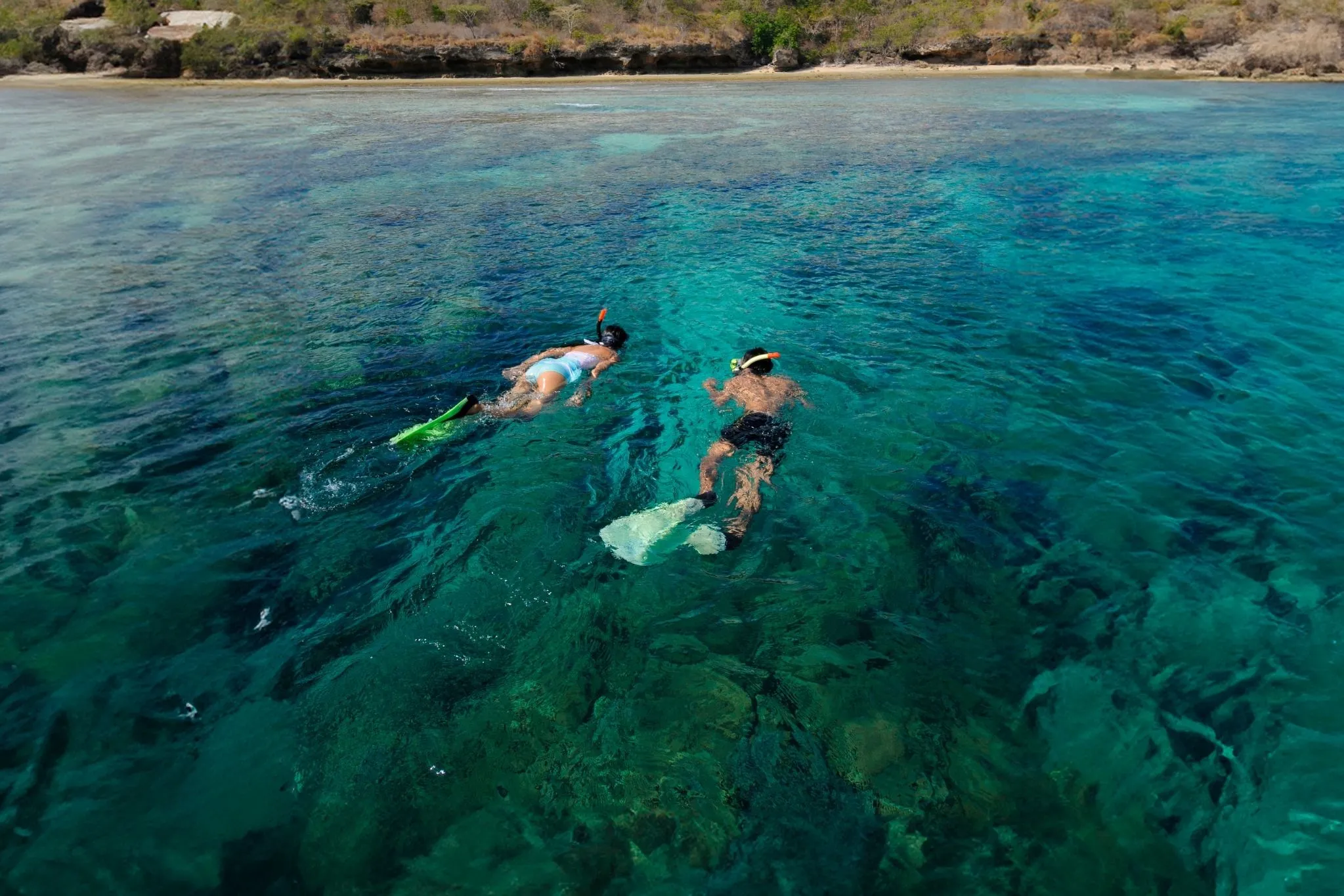 Best snorkeling spots in Bali with clear turquoise water and coral reefs for beginners